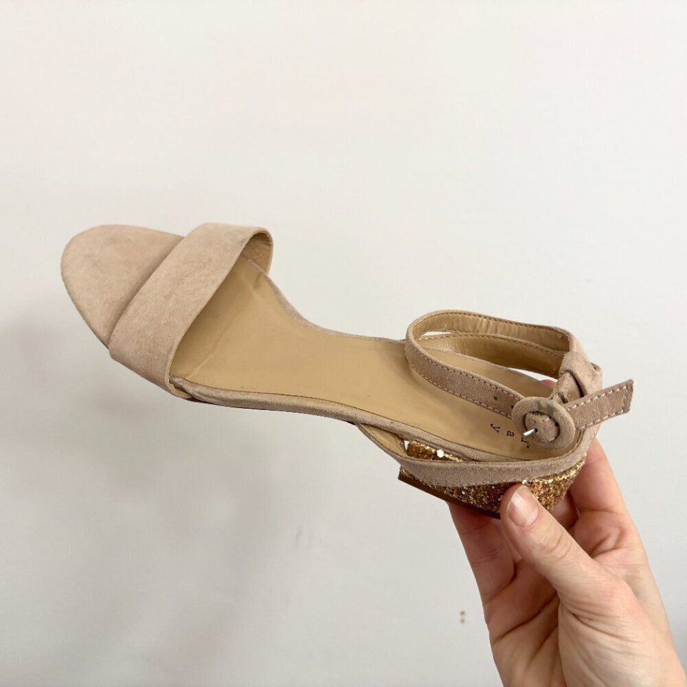 EUC Taupe Strappy Sandals w/ Glitter Heel & Ankle Strap - sz 7.5 - A NEW DAY - Picture 12 of 12